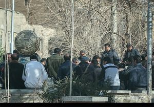 پاتوق دلالان ارزی در تهران جمع شد +عکس