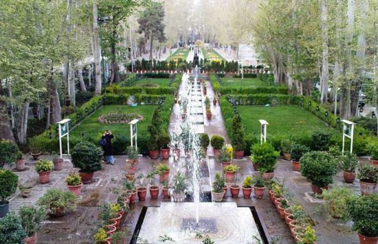 تهران گردی در پارک های شمال تهران : از نیاوران تا جمشیدیه