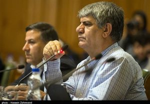 انتقاد نایب رئیس شورای شهر تهران به تعدد تذکرات در صحن