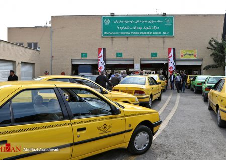 تاکسی‌های فاقد پروانه هوشمند معتبر در کلیه نقاط شهر تهران جریمه می‌شوند
