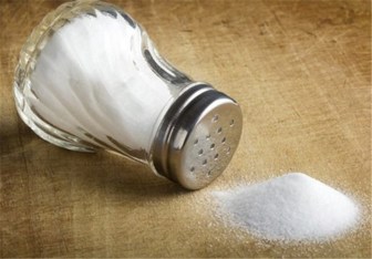 هشدار؛ ایرانی‌ها ۲ برابر استانداردهای جهانی نمک مصرف می‌کنند