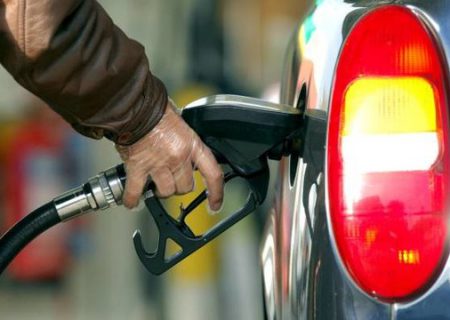 افزایش قیمت بنزین به صلاح نیست/ ظلم است در حق مردم