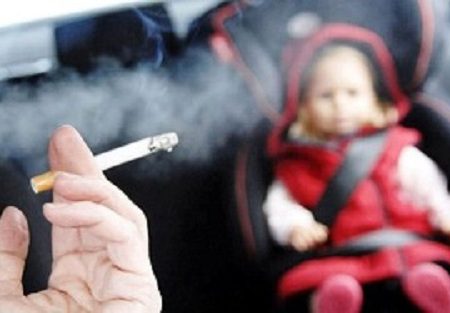دود سیگار؛ زمینه‌ساز عفونت گوش در کودکان