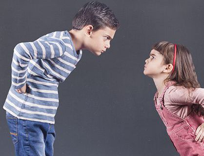 دعوای فرزندان در خانه را باید چگونه کنترل کرد ؟