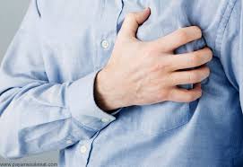 درد قفسه سینه احتمال دارد خبر از بیماری قلبی بدهد