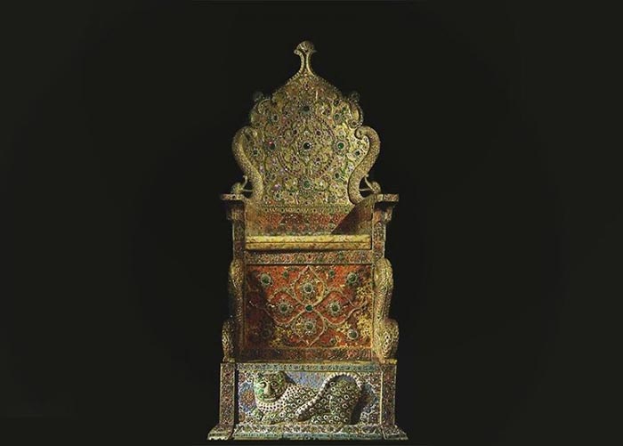 تخت طاووس در خزانه جواهرات ملی