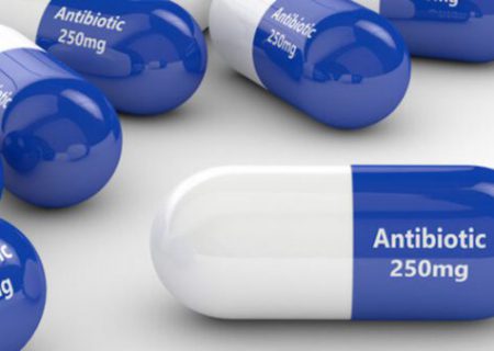 عوارض مصرف خودسرانه آنتی‌بیوتیک‌ها چیست؟