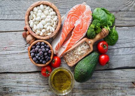 هفت ماده غذایی که خطر ابتلا به آلزایمر را کاهش می‌دهند