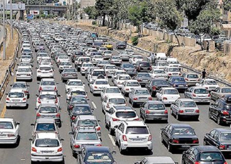 تهران شهری انسان محور نیست/ خودروها در آن حرف اول را می زنند