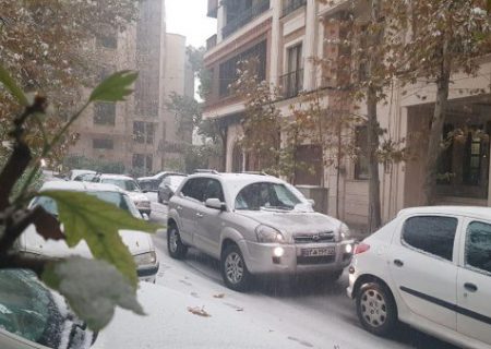 برف شهرداری تهران را غافلگیر کرد/ ترافیک سنگین در معابر