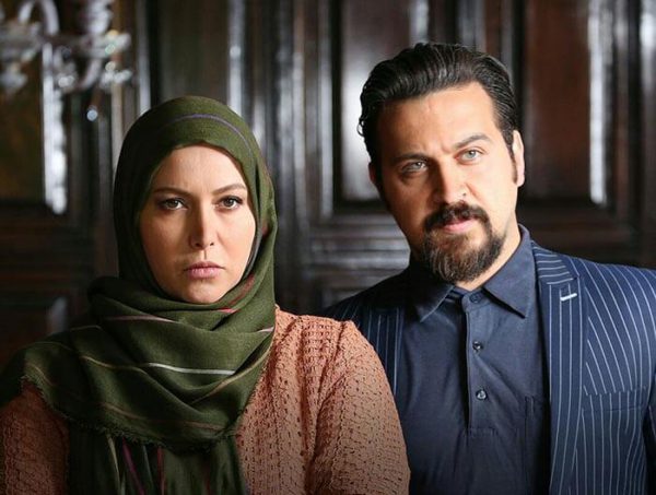 سینا شفیعی و فریبا نادری در سکانسی از قسمت بیست و یکم فصل سوم ستایش
