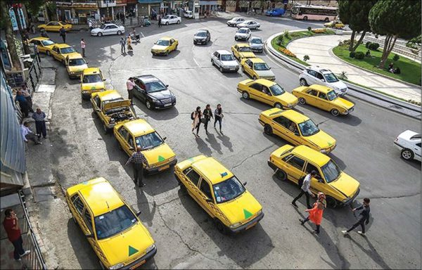 گلایه عضو شورا از عدم تأمین دستکش و ماسک برای رانندگان تاکسی