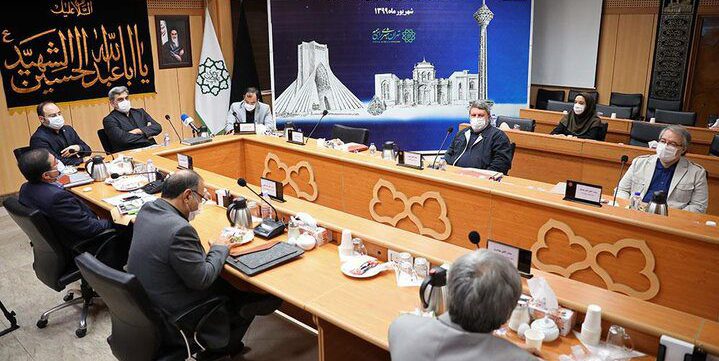 نشست هم اندیشی پیروز حناچی، شهردار تهران با اصحاب رسانه