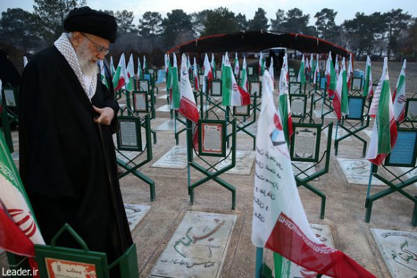 رهبر انقلاب اسلامی در پیام به مناسبت روز تجلیل‌ از شهیدان‌ و ایثارگران