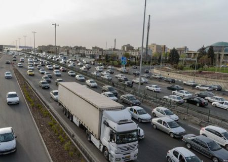 ترافیک پرحجم در دو آزادراه غربی تهران