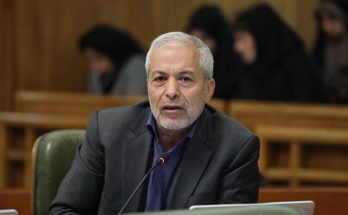 محمود میرلوحی : چاره‌ای برای معضل گرانی تهران وجود ندارد