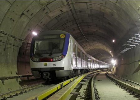گزارش از تعمیرگاه‌های خط ۲ مترو که رازهای زیادی در مورد کمبودهای متروی پایتخت در سینه دارد/ مترو در ایستگاه اوراق