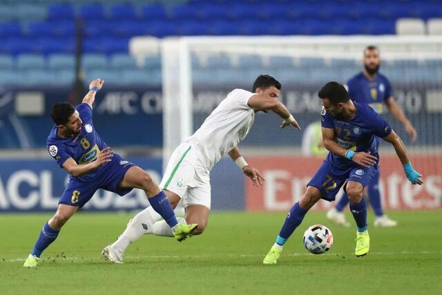 استقلال مقابل الاهلی