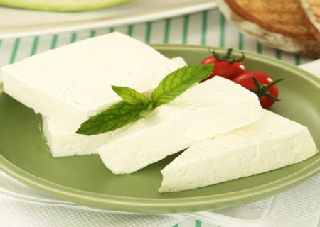 خواص و مضرات پنیر که قبل از مصرف آن بهتر است بدانید