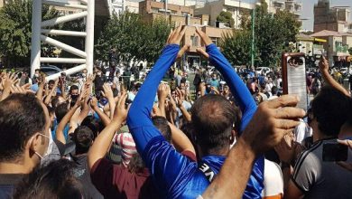 تجمع هواداران استقلال مقابل مجلس