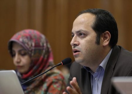 رییس کمیته محیط زیست شورای شهر تهران: فعلا نمی توان از تفکیک زباله به درآمدزایی رسید
