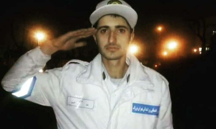 عابد اکبری، سرباز وظیفه که به خاطر اجرای قانون از طرف یک نماینده مجلس سیلی خورده