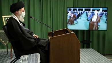 ارتباط تصویری جمعی از مداحان با رهبر انقلاب
