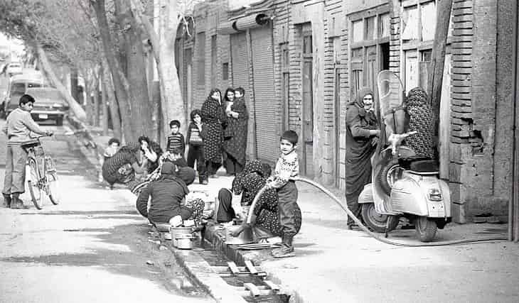 تماشای رژه‌ی خر‌ها از تفریحات جوانان تهران قدیم