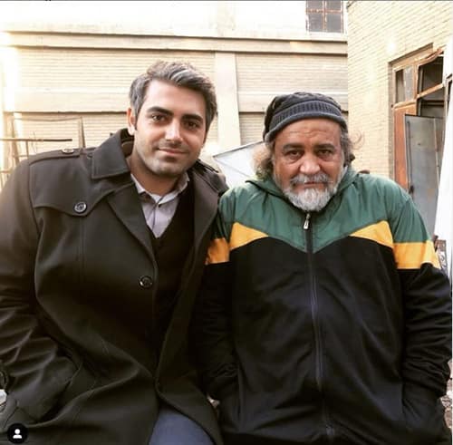 محمد رضا رهبری در کنار محمد رضا شریفی نیا در سکانسی از یک سریال در شهر ری