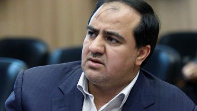 احمد صادقی کیست