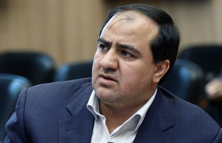احمد صادقی کیست