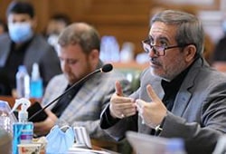 ناصر امانی :آزمون تبدیل وضعیت کارکنان شهرداری تهران با درج اصلاحات باید برگزار شود