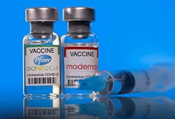 لزوم افزایش سرعت واکسیناسیون برای کاهش مرگ‌های پیک ششم /سیر نزولی آمارهای کرونا در تهران