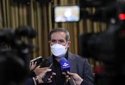ناصر امانی: ‌نمی‌توان زمان ابلاغ حکم شهردار را پیش‌بینی کرد