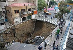 فرونشست در تهران