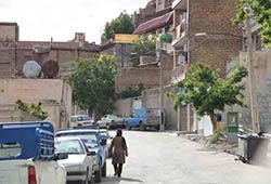 ساخت در محله حصارک