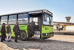 اتوبوس اهدایی شهرداری تهران به شهرداری حسن آباد ری خراب شد