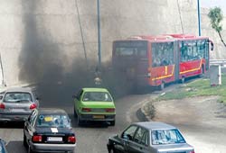 توسعه ناوگان حمل‌ونقل عمومی بدون نوسازی آن تاثیری بر کاهش آلودگی هوا ندارد