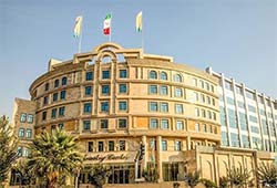 مجتمع تجاری الماس کریمخان
