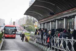انتقاد وزارت کشور از ضعف شهرداری تهران در برقی کردن اتوبوسها