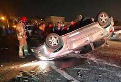 واژگونی پژو در بزرگراه چمران تهران